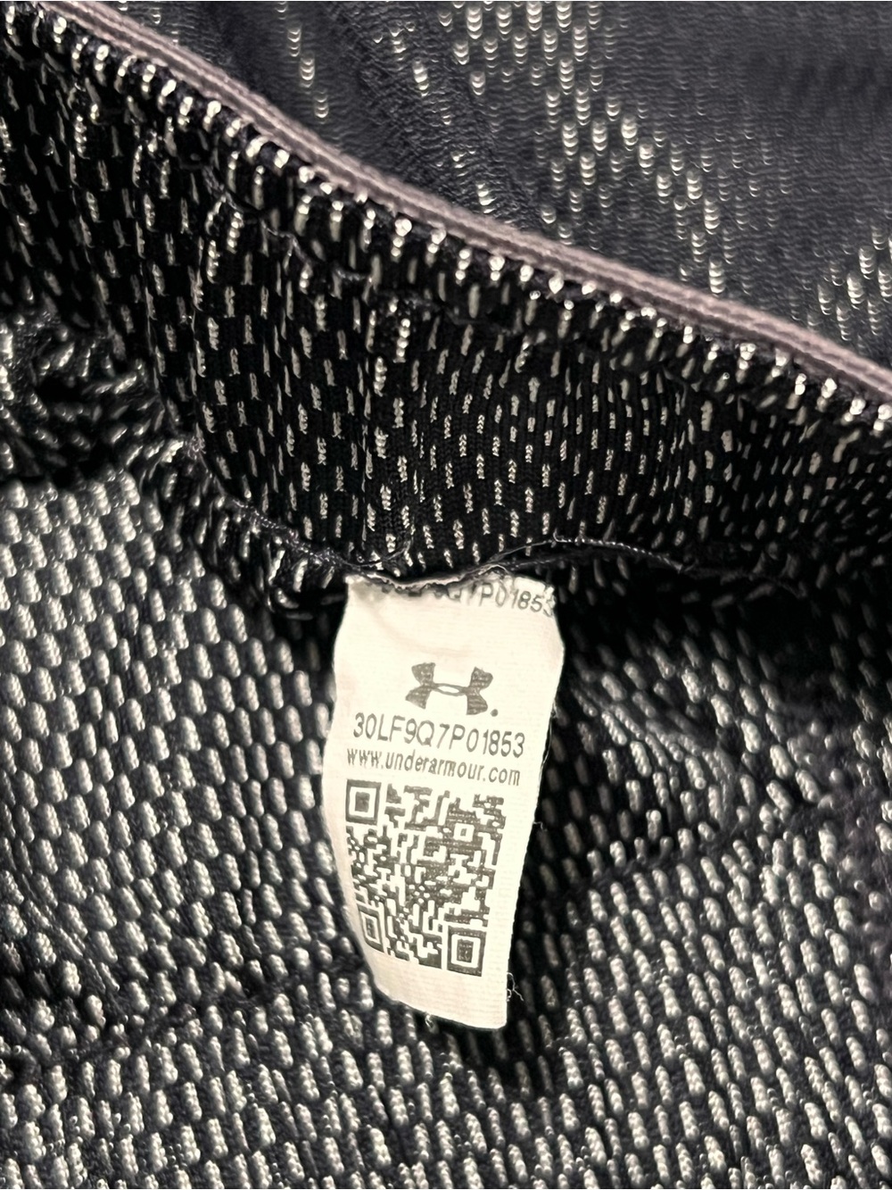 Under Armour Shorts Womens Medium Black HeatGear - Picture 4 of 4